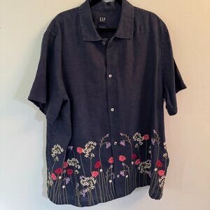 GAP Embroidered Linen Short Sleeve Button Down Shirt